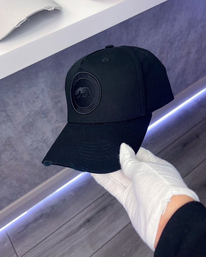 ALI | Gorra V2 Black out Explorer